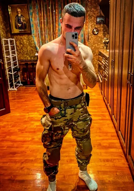 Я Роман, 31, знакомлюсь для общения в Новомосковске