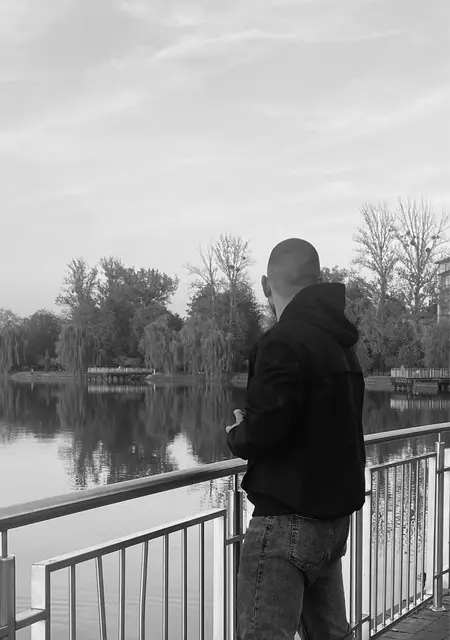 Я Vladyslav, 21, из Краснокутска, ищу знакомства без обязательств