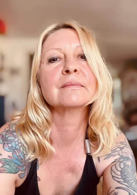 Я Juliepatchouli, 63, знакомлюсь для общения в Валенсии