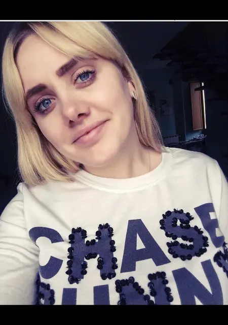 Кристина из Киева, ищу на сайте знакомства без обязательств