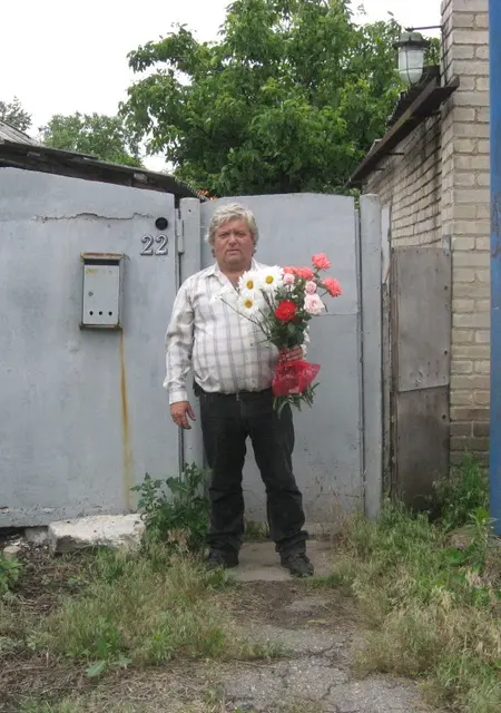 Я Yurii, 60, из Бахмута, ищу знакомства без обязательств