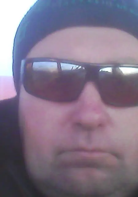 Я Геннадий, 59, из Доброполья, ищу знакомства без обязательств