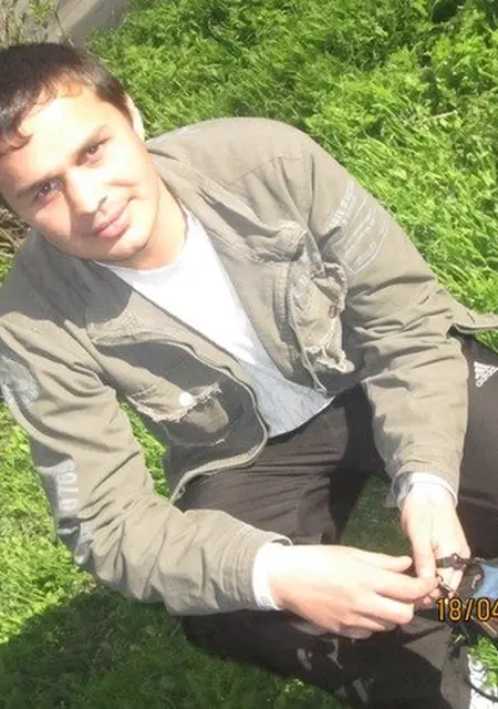 Olejyk из Херсона, мне 36, познакомлюсь для постоянных отношений