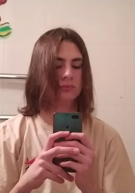 Я Марина, 22, из Алматы, ищу знакомства без обязательств