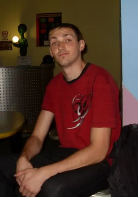 Я Димон, 36, из Никополя, ищу знакомство для приятного времяпровождения