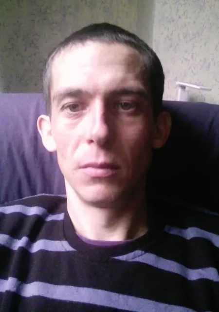 Я Игорь, 41, знакомлюсь без обязательств в Чернигове