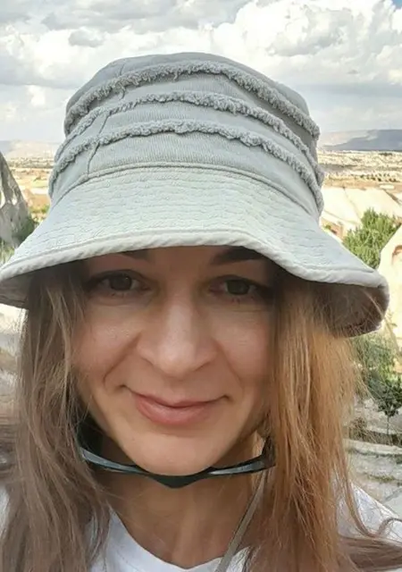 Я Крыжановская Ирина, 49, знакомлюсь на одну ночь в Харькове