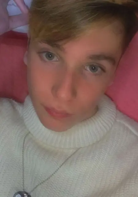 Я Aless, 18, знакомлюсь в Риме