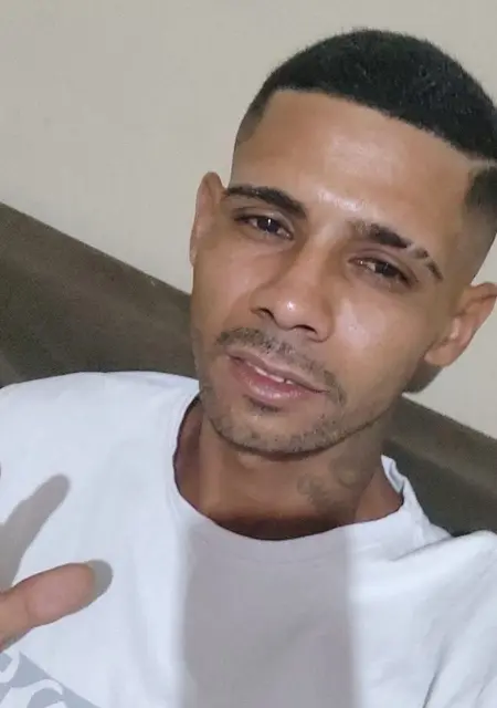 Я Rodrigo, 28, знакомлюсь без обязательств в Малакашета