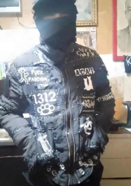 Я Roman, 20, из Амстердама, ищу знакомства на одну ночь