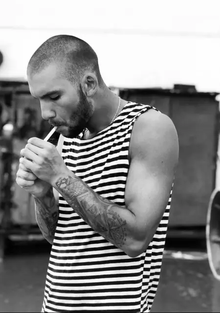 Leonid из Кишинёва, ищу на сайте знакомства на одну ночь