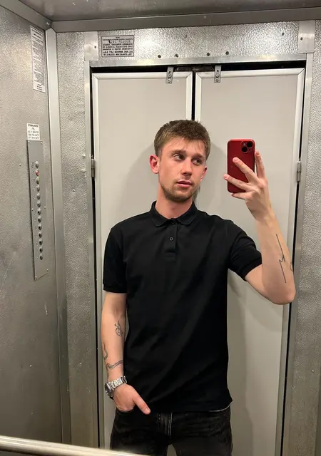 Я Mihai, 24, знакомлюсь без обязательств в Бухаресте