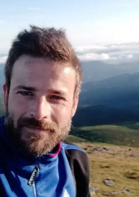 Soy Bunbury, 50 años de Basauri, busco conocer gente para lío de una noche