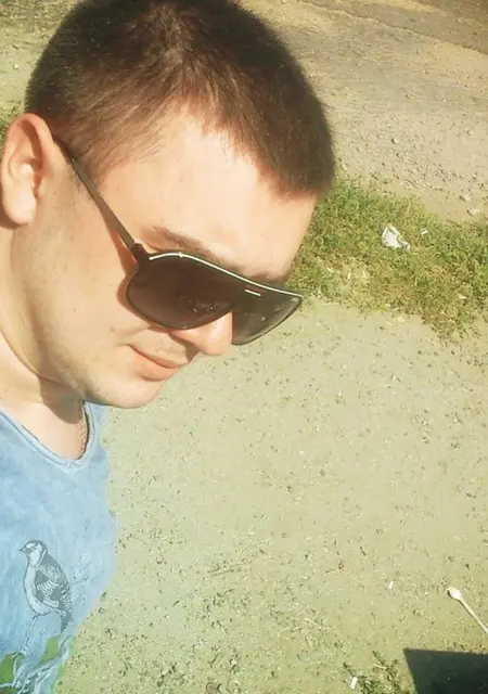 Я Максим, 32, из Краматорска, ищу знакомства без обязательств