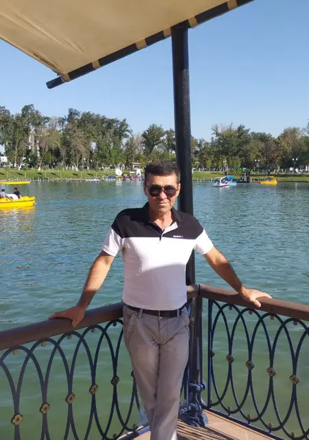 Я Leva, 52, знакомлюсь для открытые отношения в Ташкенте