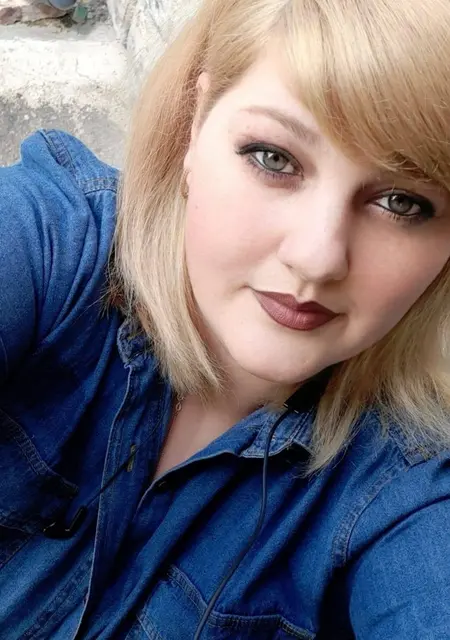 Я Rina, 49 років, знайомлюсь для приємного проведення часу у Києві