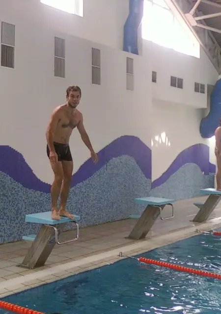 Я Deni, 41, из Алматы, ищу знакомства без обязательств