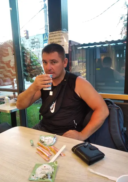 Денис з Кременчука, мені 37 років, познайомлюсь без зобов'язань