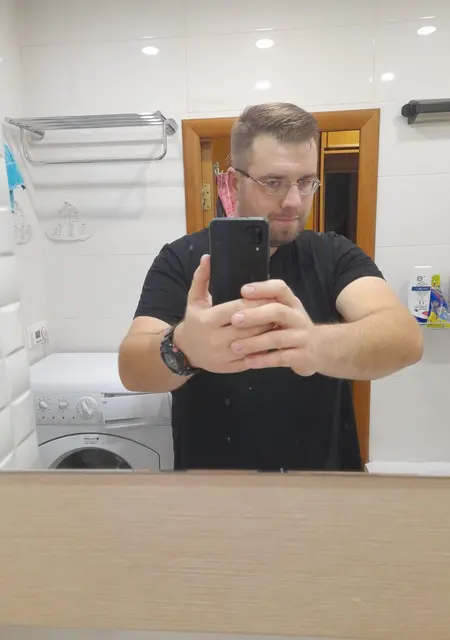 Алексей из Витебска, мне 41, познакомлюсь на одну ночь