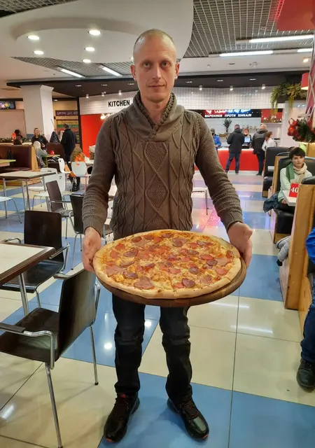 Володимир з Чернівців, мені 37 років, познайомлюсь для спілкування