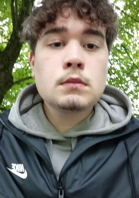 Я Andrei, 22, из Таллина, ищу знакомство для приятного времяпровождения