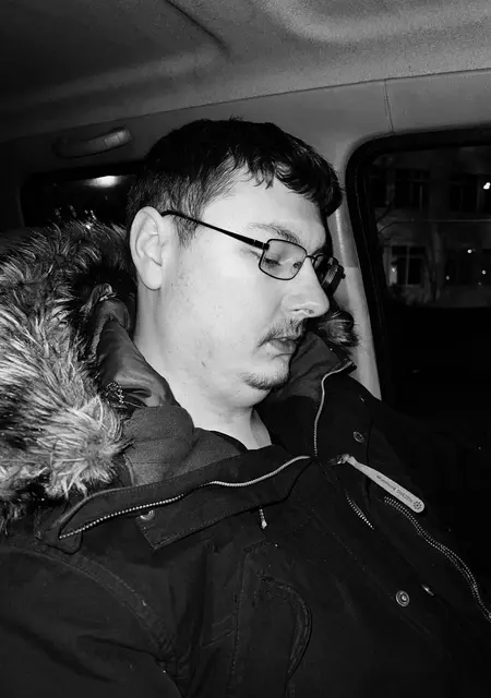 Sascha из Кёльна, ищу на сайте постоянные отношения