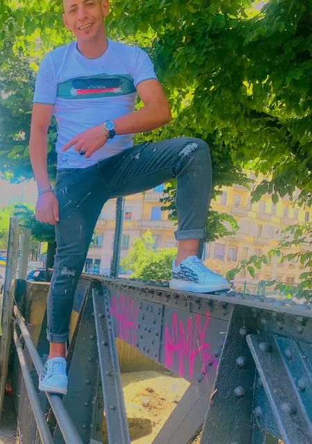 Samir из Турина, ищу на сайте знакомства на одну ночь