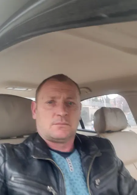 Артем из Балты, мне 47, познакомлюсь на одну ночь