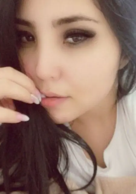 Я Акерке, 30, из Стамбула, ищу знакомство