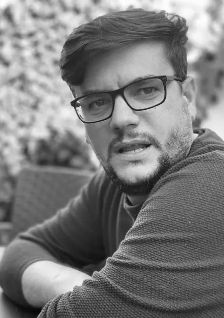 Я Vizir, 38, из Клуж-напока, ищу знакомство для общения