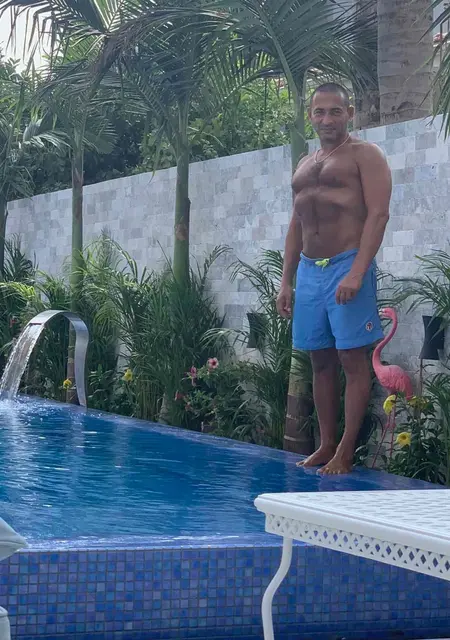 Vladimir из Тель-авива, ищу на сайте общение