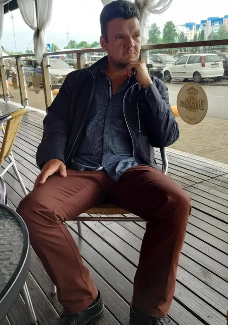 Александр из Могилёва, мне 42, познакомлюсь для приятного времяпровождения