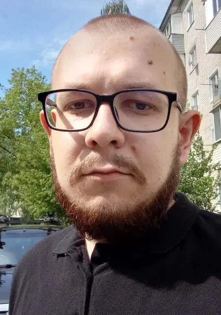 Илья из Бреста, мне 28, познакомлюсь на одну ночь