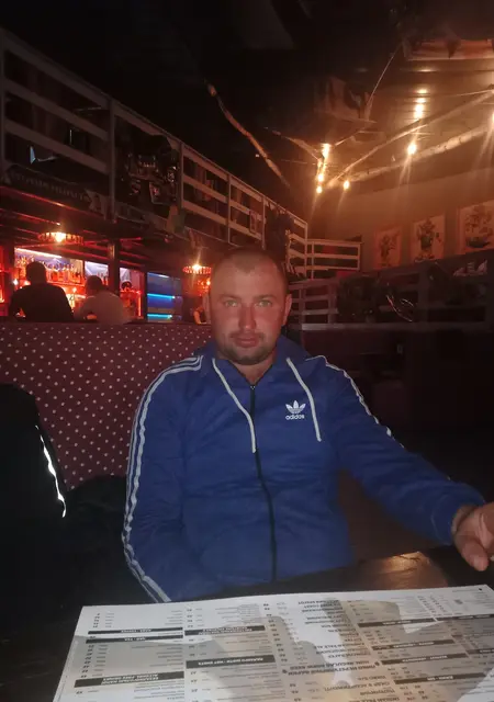 Олександр из Ирпени, ищу на сайте знакомства на одну ночь