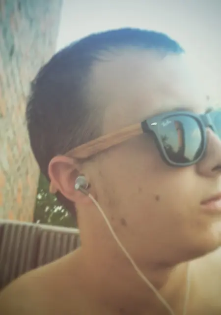 Aleksandr з Дружківка, мені 28 років, познайомлюсь без зобов'язань