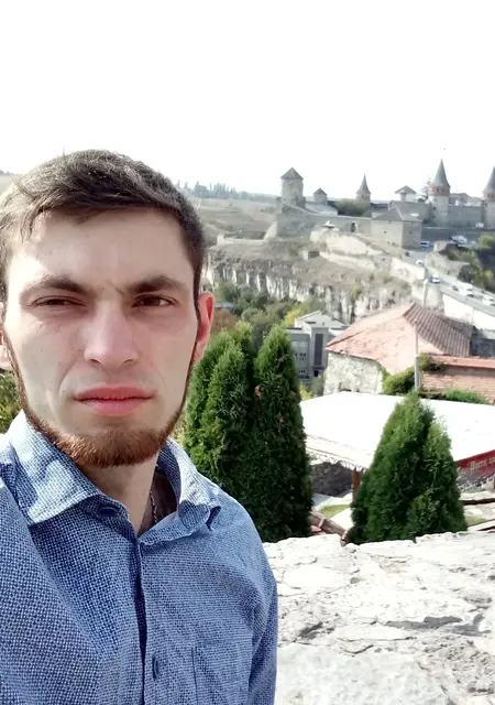 Андрій из Бучача, мне 31, познакомлюсь для приятного времяпровождения