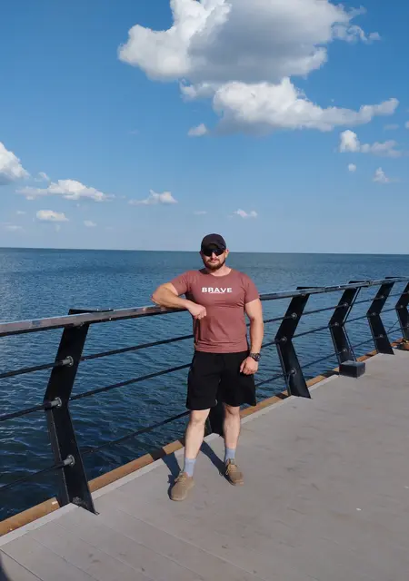 Маркус из Мариуполя, ищу на сайте знакомства без обязательств