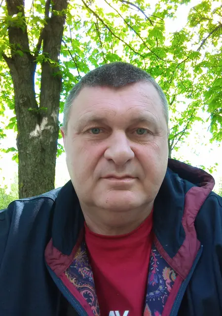 Я Вячеслав, 52, знакомлюсь без обязательств в Харькове