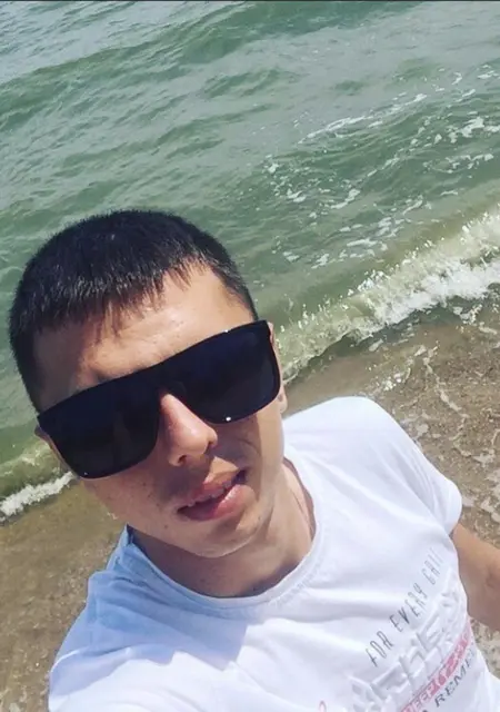 Я Men, 31, знакомлюсь без обязательств в Запорожье