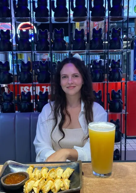 Я Настя, 29, знакомлюсь для общения в Одессе