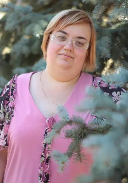 Я Анюта, 37, знакомлюсь для дружбы в Луганске