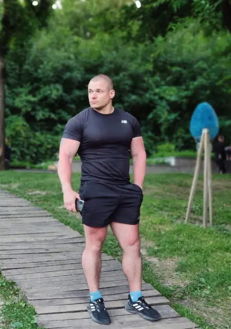 Я Мариус, 37, знакомлюсь для дружбы в Днепре