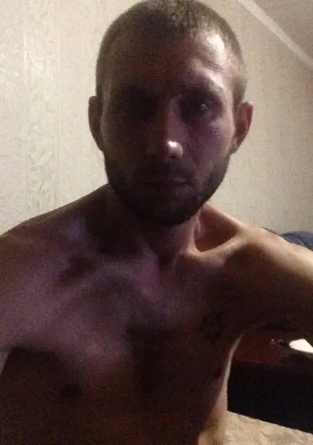 Artem из Сум, ищу на сайте вирта