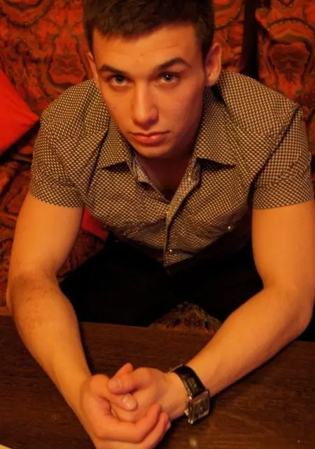 Я Влад, 30 років з Донецька, шукаю знайомства на одну ніч