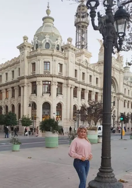 Soy Mara, 31 años, conociéndome en Madrid