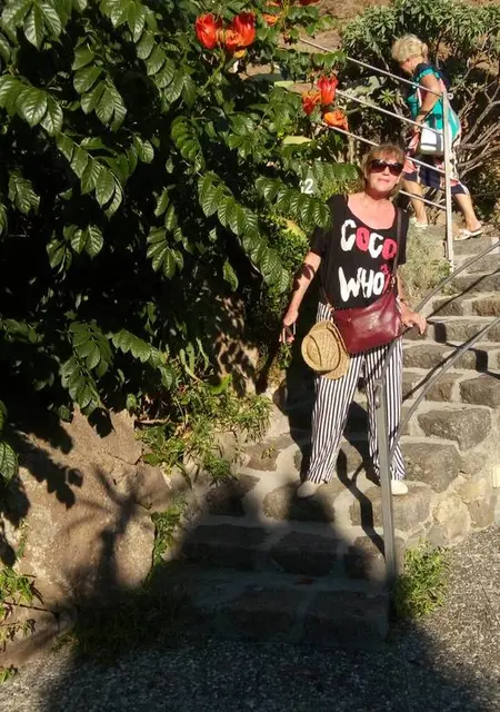 Я Наталья, 57, знакомлюсь для постоянных отношений в Киеве