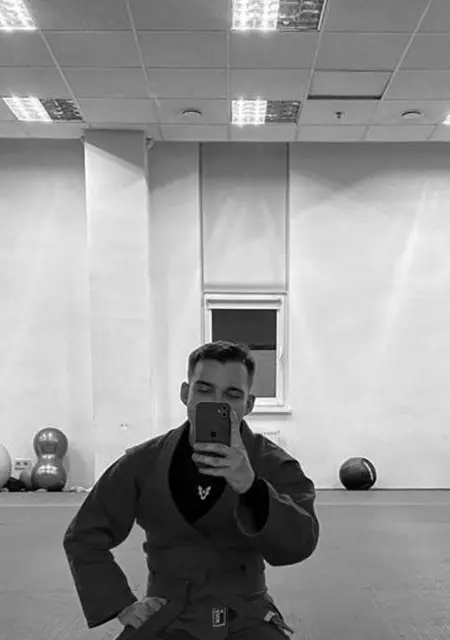 Я Jora, 28 років з Львова, шукаю знайомство для приємного проведення часу