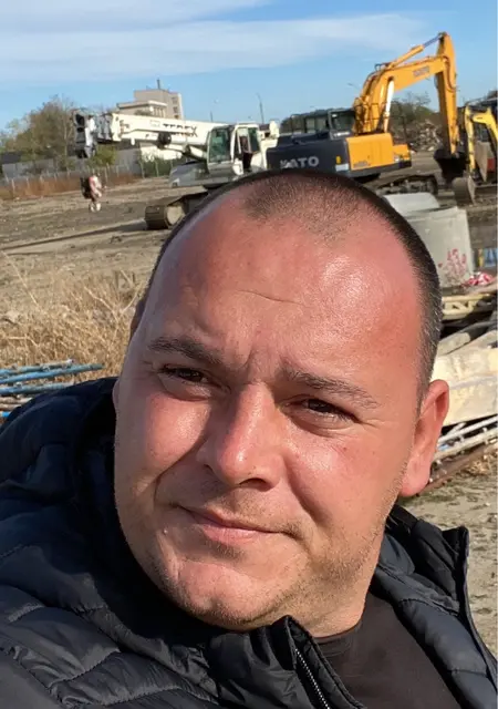 Я Alex, 37, из Браила, ищу знакомство для постоянных отношений