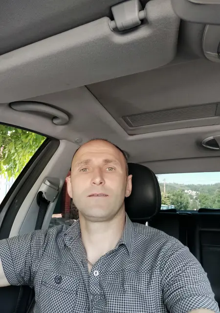 Артем из Ковеля, мне 40, познакомлюсь без обязательств