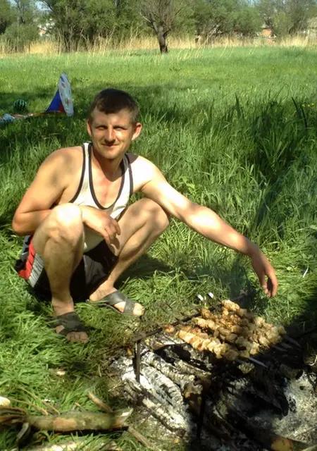 Я Саша, 41, знакомлюсь на одну ночь в Гайсине